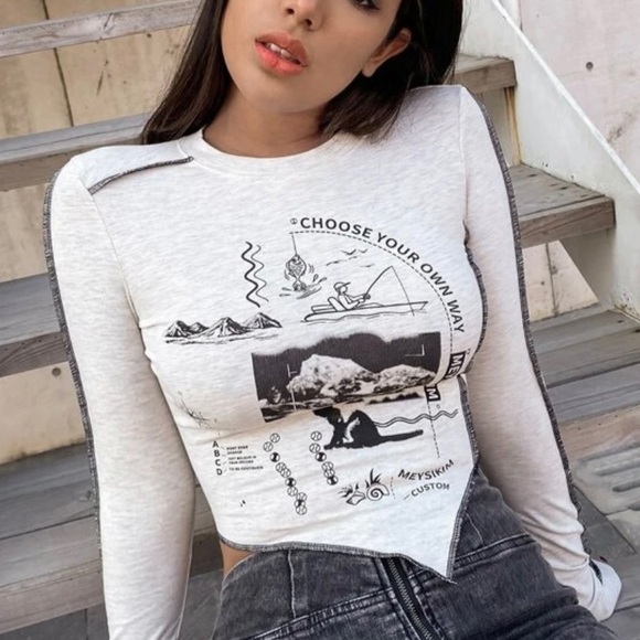 Long sleeve asymmetrical hem slim tee - Picture 5 of 5